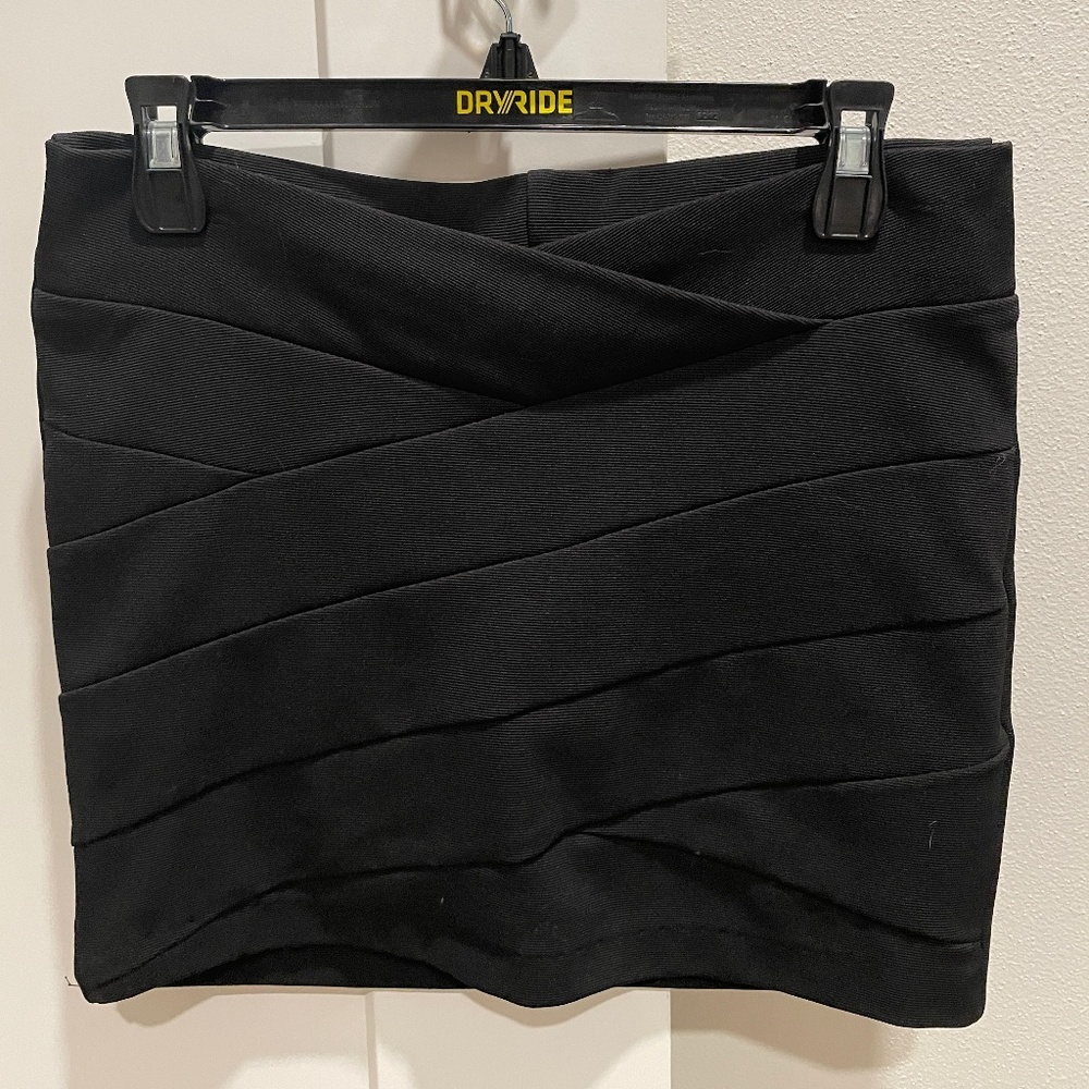 Joe Benbasset Black Stretch Pleated Front Miniskirt